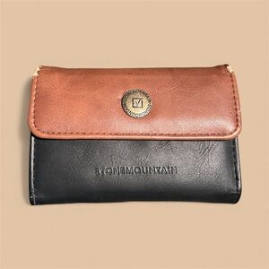 Stone Mountain Black and Tan Wallet